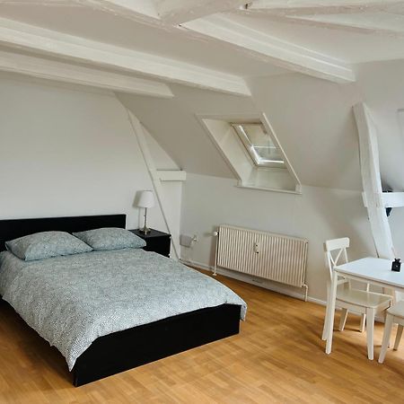 Lovely 1 Room Apartment Aarhus C מראה חיצוני תמונה